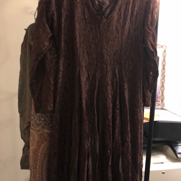 Gypsy Princess Lace Dress - Picture 2 of 4